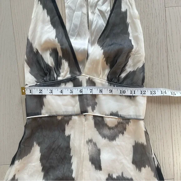 Tommy Hilfiger Special Edition 100% Silk Ikat Print Keyhole Back Midi Dress - Picture 14 of 17